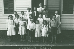 Howes Brother photograph of Russellville Rd. school